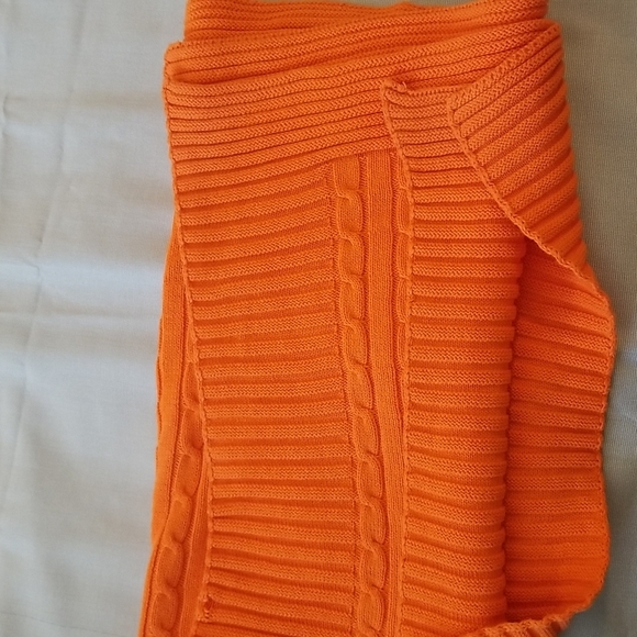 ELEGANT BABY CABLE BLANKET-ORANGE - Picture 4 of 7